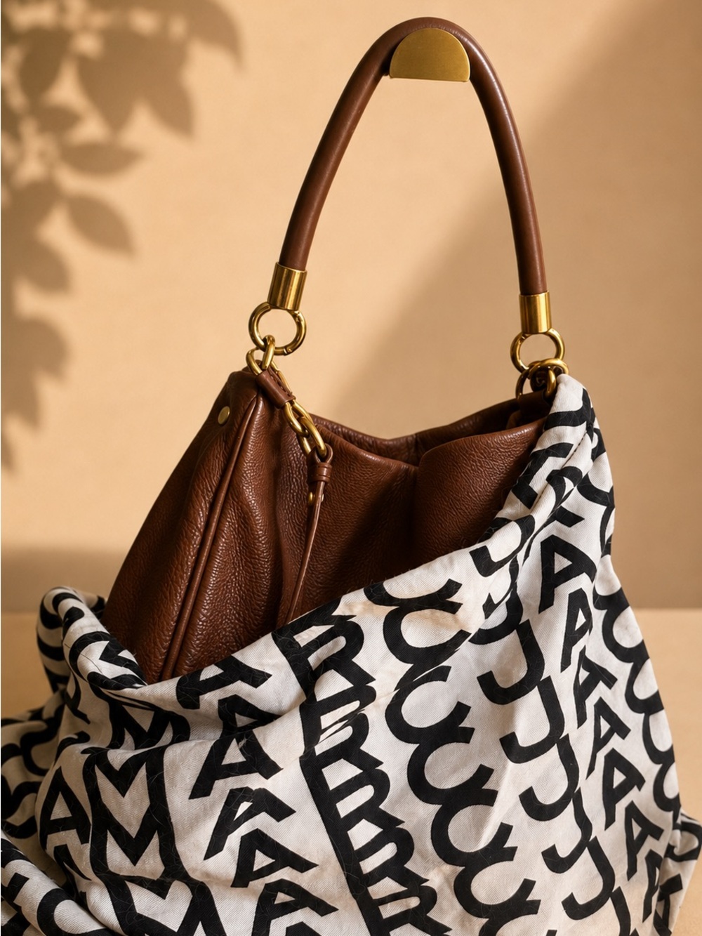 Marc by Marc Jacobs Pebbled Leather Hobo Shoulder Crossbody Cognac Bag - Picture 15 of 16
